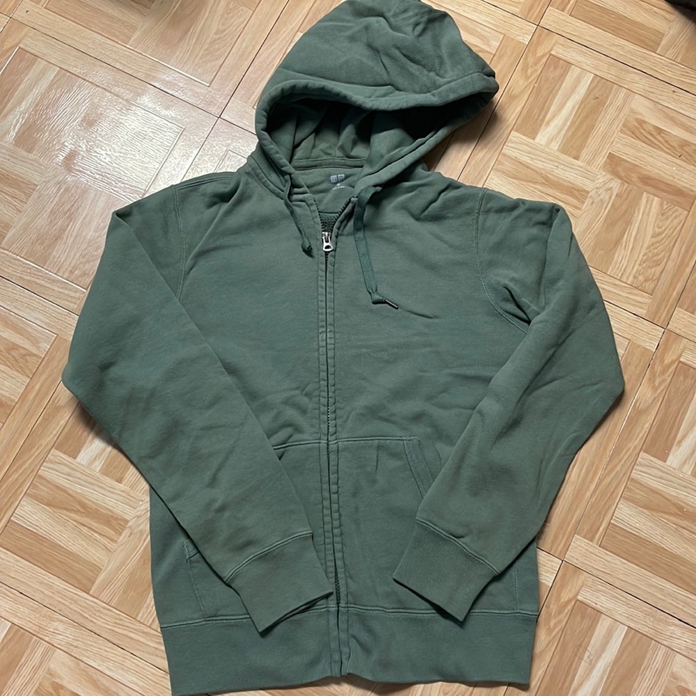 Uniqlo zipper hoodie